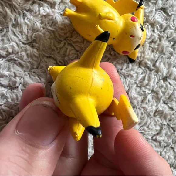 Tomy 1990’s Lot of 3 Pikachu Figurines | Pokemon Collectibles | Retro Toys - Picture 12 of 15